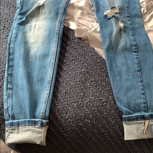 Jeans - Picture 2 of 4